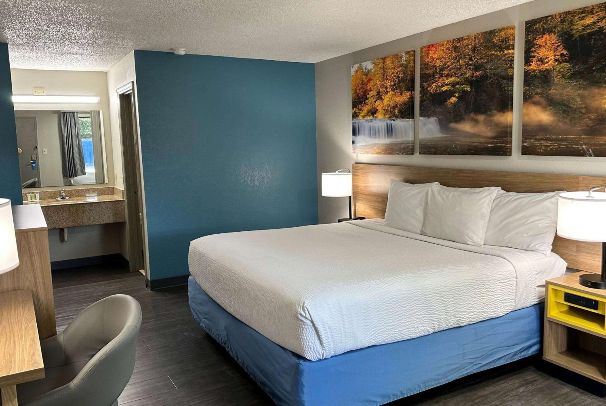 Days Inn By Wyndham Columbia Ne Fort Jackson Kültér fotó