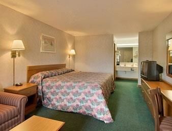 Days Inn By Wyndham Columbia Ne Fort Jackson Szoba fotó
